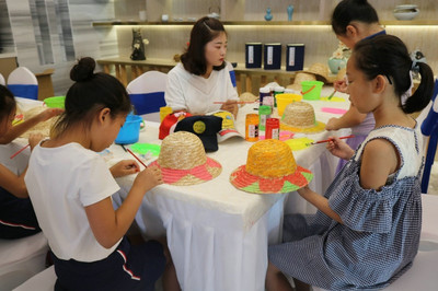 中建·觀湖瓏府遮陽帽DIY奇趣上演，夏日創(chuàng)意手工制作活動圓滿舉行